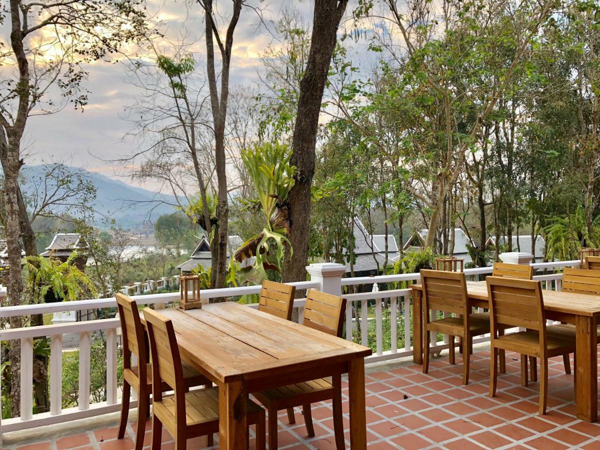 Hotel Ruean Racha Chiang Mai Exterior foto