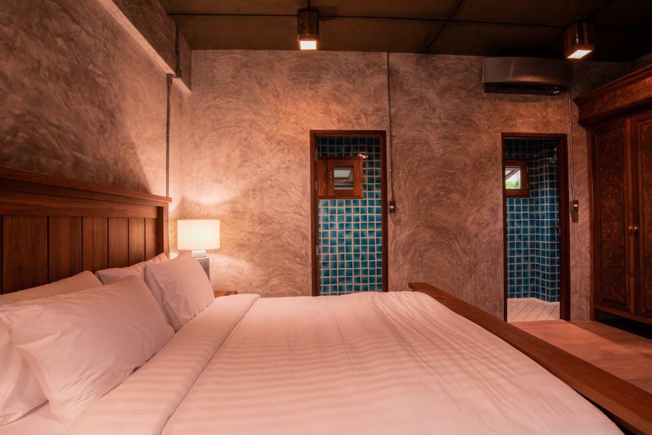 Hotel Ruean Racha Chiang Mai Exterior foto
